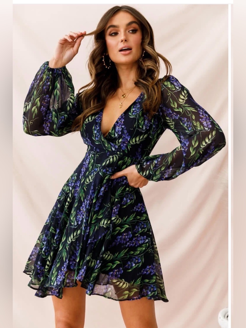 New NWT V-Neck Floral Long Sleeve Dress selfie  leslie wisteria saints secrets S